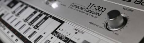 Cyclone Analogic TT-303とRoland AIRA TB-3を比べてみた。